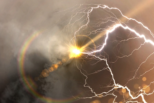 雷霆（ケラウノス）イメージ