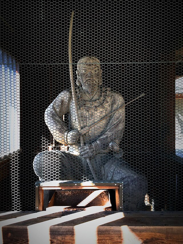 饒速日尊.jpg by AstraeaZero, CC BY-SA 4.0